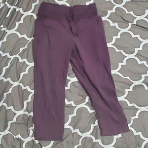 Lululemon Jogger Capris NWOT